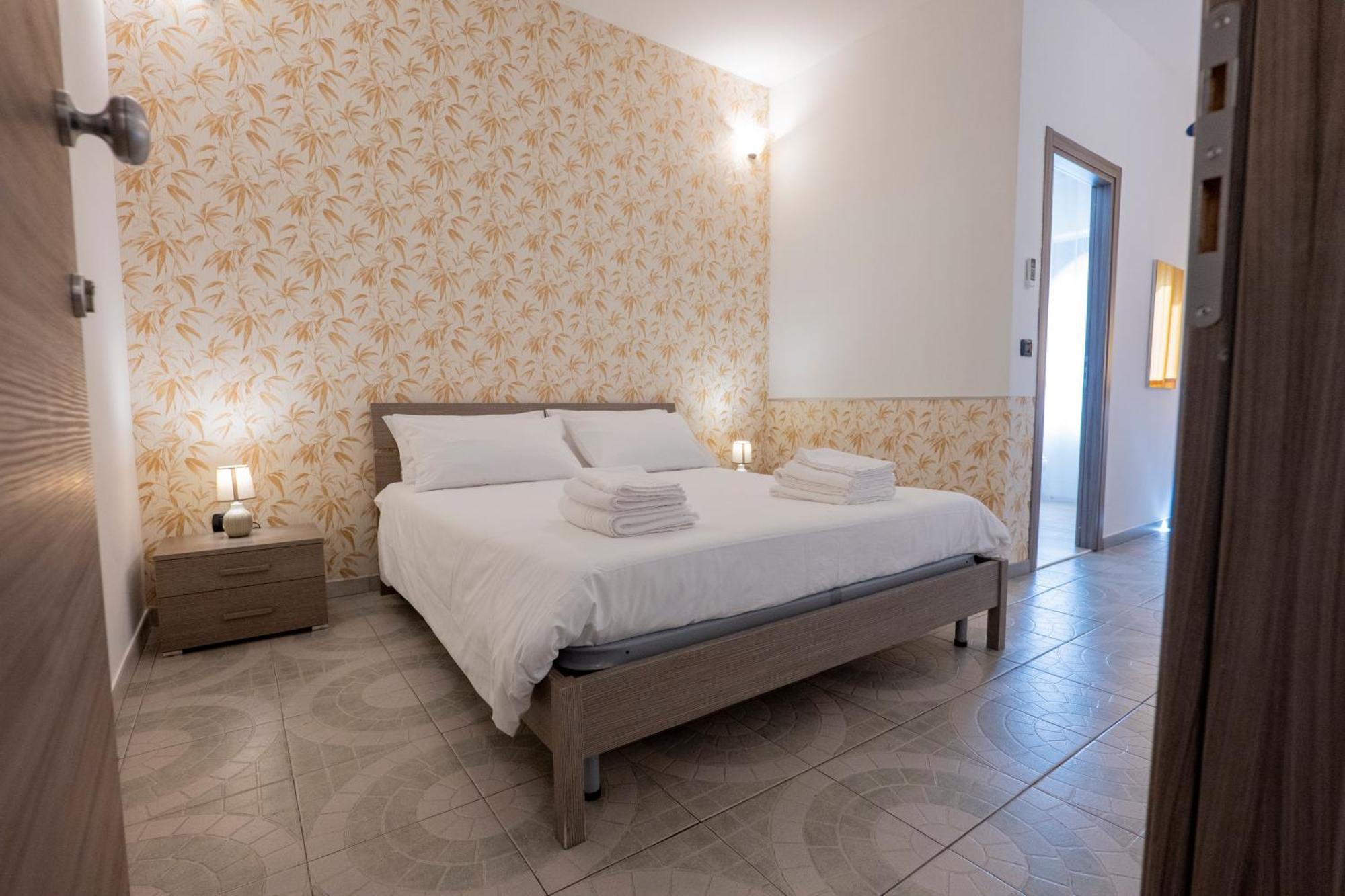 Villa Seta Giardini Naxos Exterior photo